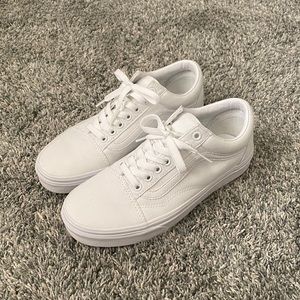 Vans Old Skool Classic Skate Shoes